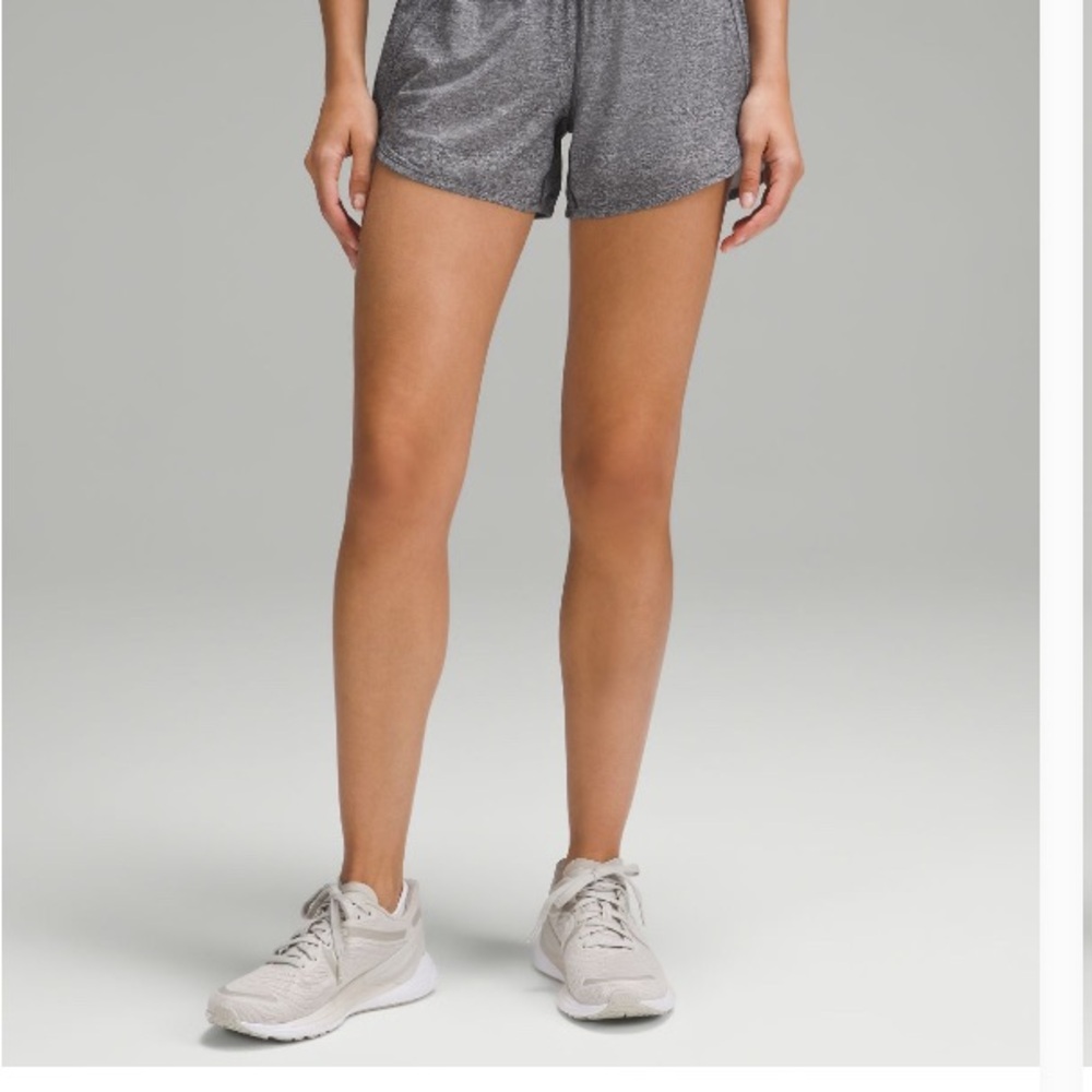 Lululemon Tracker Low-Rise Lined Short 4”